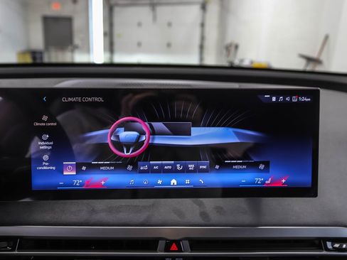 New 2026 BMW iX xDrive60 w/ M Sport Package image 18