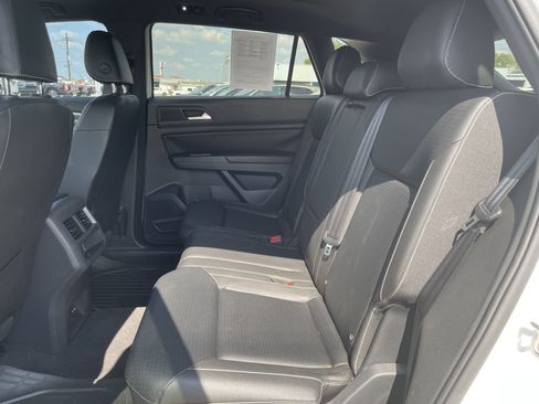 Used 2020 Volkswagen Atlas Cross Sport SEL AWD/4WD image 37