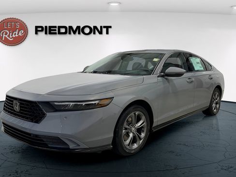 New 2025 Honda Accord EX-L image 8