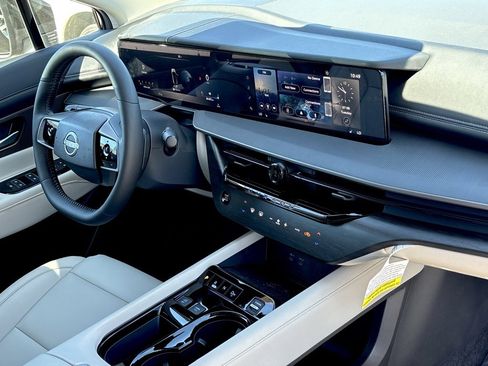 New 2025 Nissan Murano SV image 25