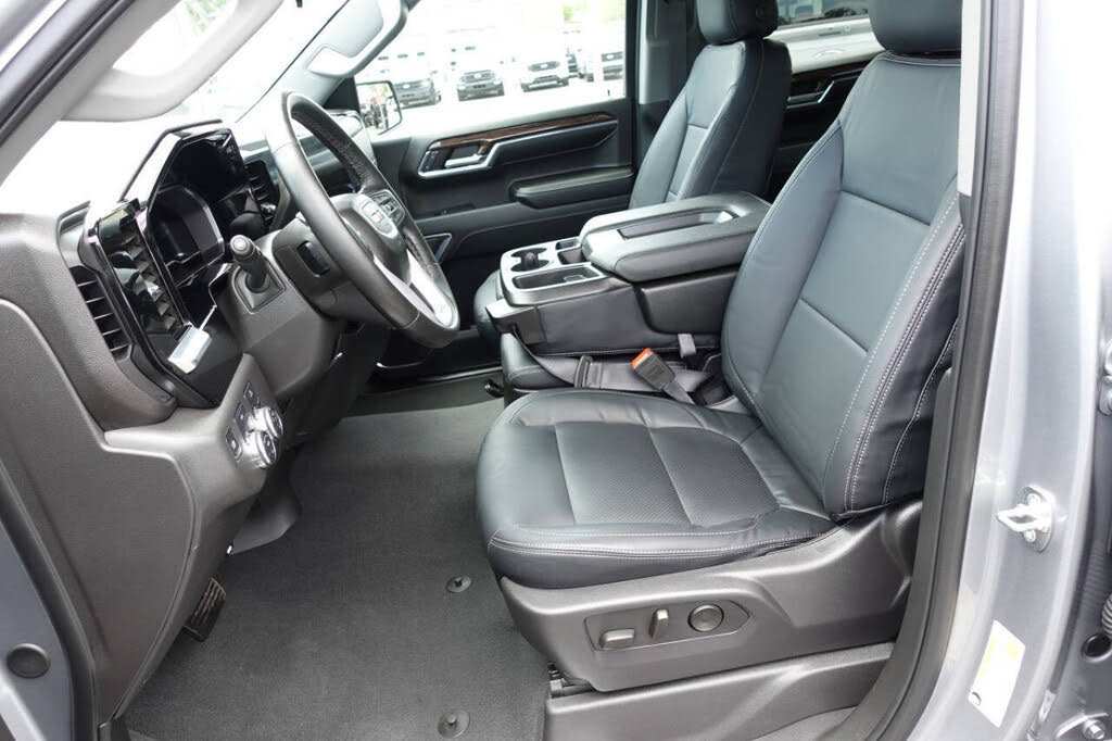 Used 2023 Chevrolet Silverado 1500 Custom AWD/4WD image 58