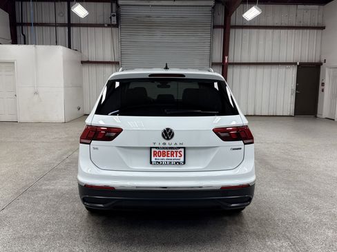 Used 2024 Volkswagen Tiguan SE image 20