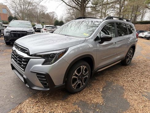 New 2026 Subaru Ascent Limited image 3