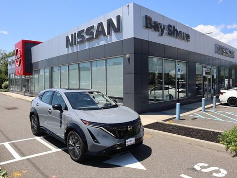 Certified 2023 Nissan Ariya FWD image 1