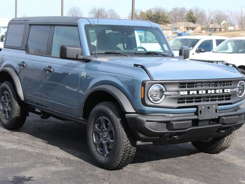New 2025 Ford Bronco Big Bend image 9
