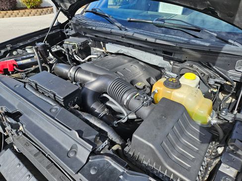 Used 2014 Ford F150 FX4 w/ Equipment Group 402A Luxury image 25