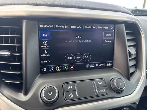 Used 2023 GMC Acadia SLT w/ Preferred Package AWD/4WD image 16