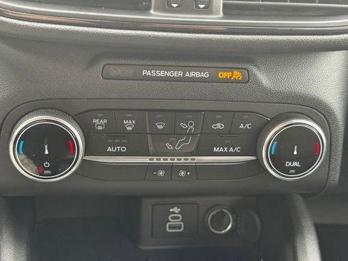 Used 2025 Ford Escape ST-Line image 33