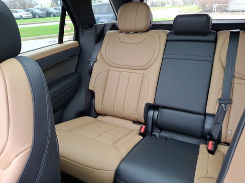 New 2026 Land Rover Range Rover Sport Dynamic SE AWD/4WD image 15