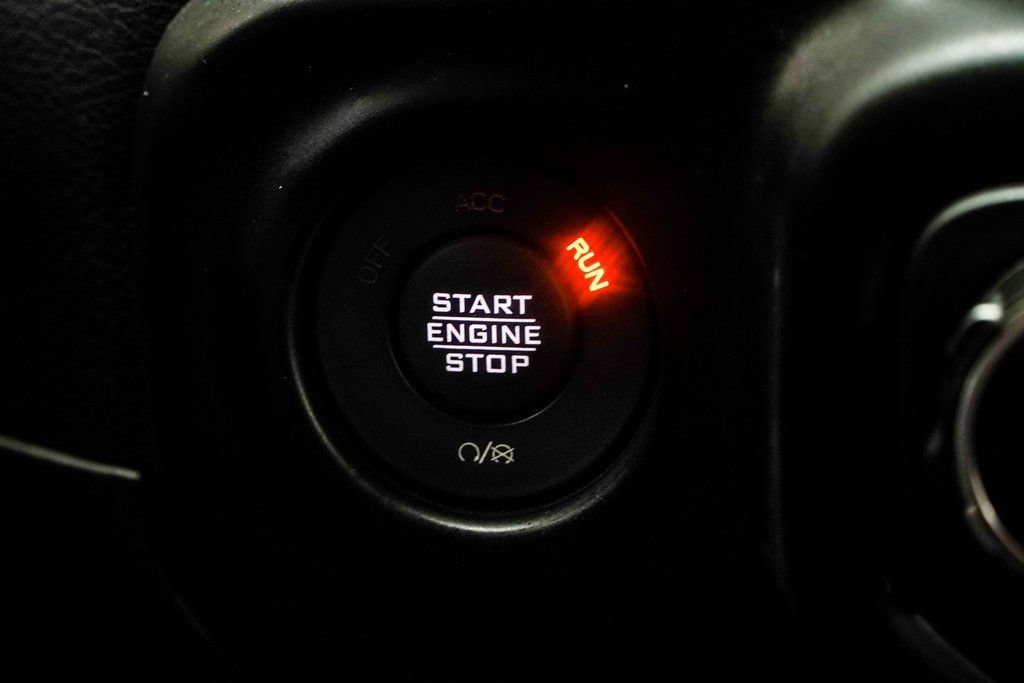 Used 2022 Jeep Wrangler Unlimited Rubicon AWD/4WD image 28