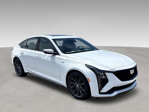 New 2026 Cadillac CT5 V RWD image 1