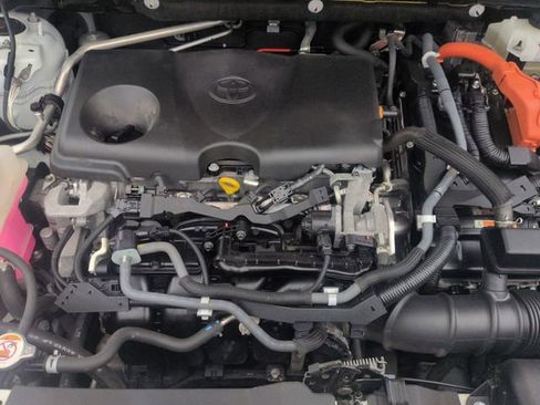 Certified 2020 Toyota RAV4 XSE image 32