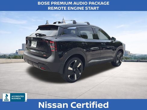 Used 2025 Nissan Kicks SR w/ SR Premium Package FWD image 5