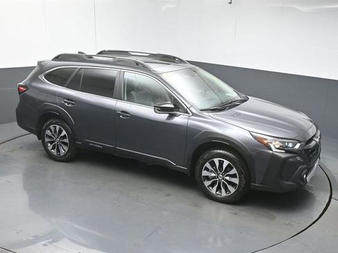 Certified 2025 Subaru Outback Limited AWD/4WD image 43