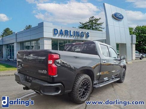 Used 2019 Chevrolet Silverado 1500 High Country w/ Technology Package AWD/4WD image 5