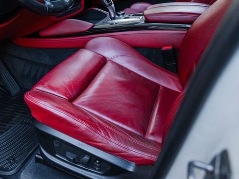 Used 2012 BMW X5 M image 62