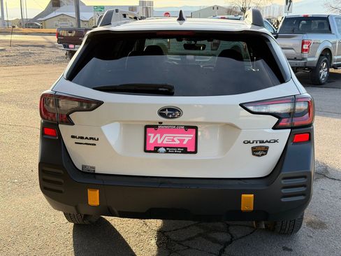 Used 2022 Subaru Outback Wilderness w/ Wilderness Package image 8