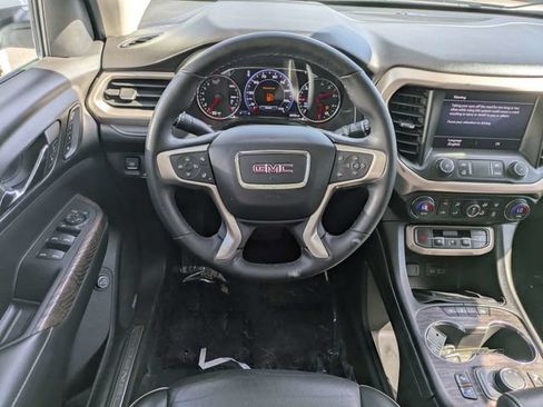 Used 2023 GMC Acadia Denali AWD/4WD image 14