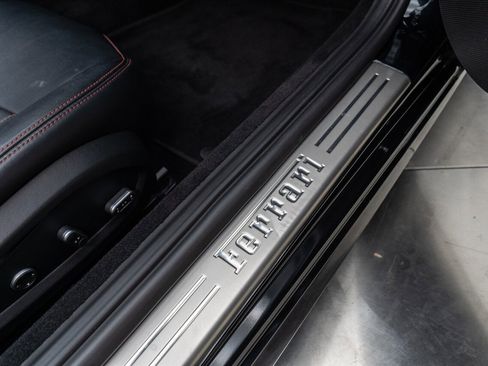 Used 2017 Ferrari California T RWD image 68