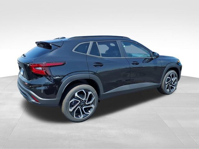 New 2026 Chevrolet Trax RS w/ Driver Confidence Package FWD image 3
