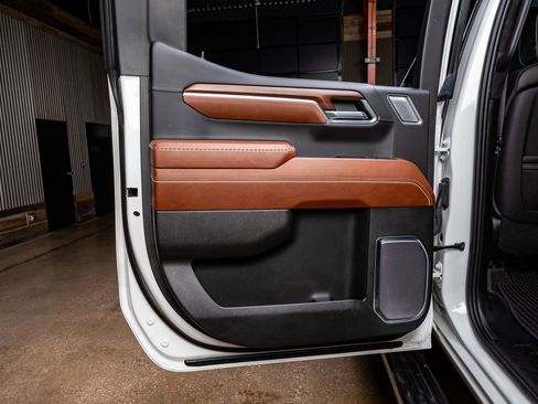 Used 2023 GMC Sierra 1500 Denali Ultimate image 37