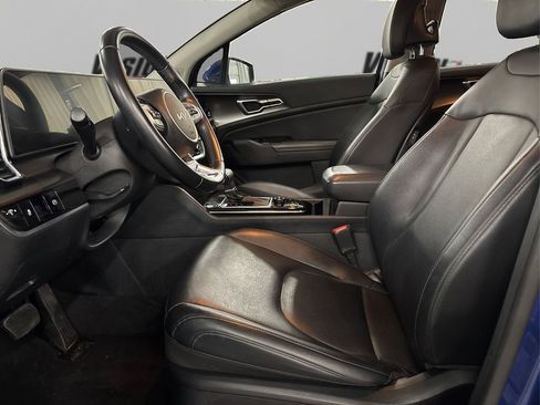 Used 2023 Kia Sportage EX image 9