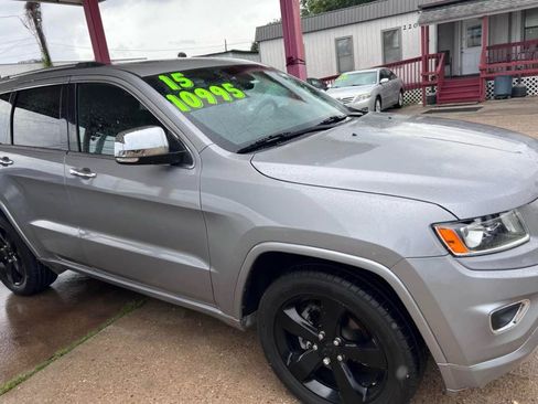 Used 2015 Jeep Grand Cherokee Limited RWD image 3