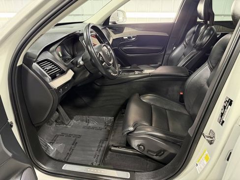 Used 2022 Volvo XC90 T6 Inscription w/ Advanced Package image 13