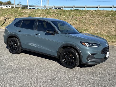 Certified 2024 Honda HR-V Sport image 2