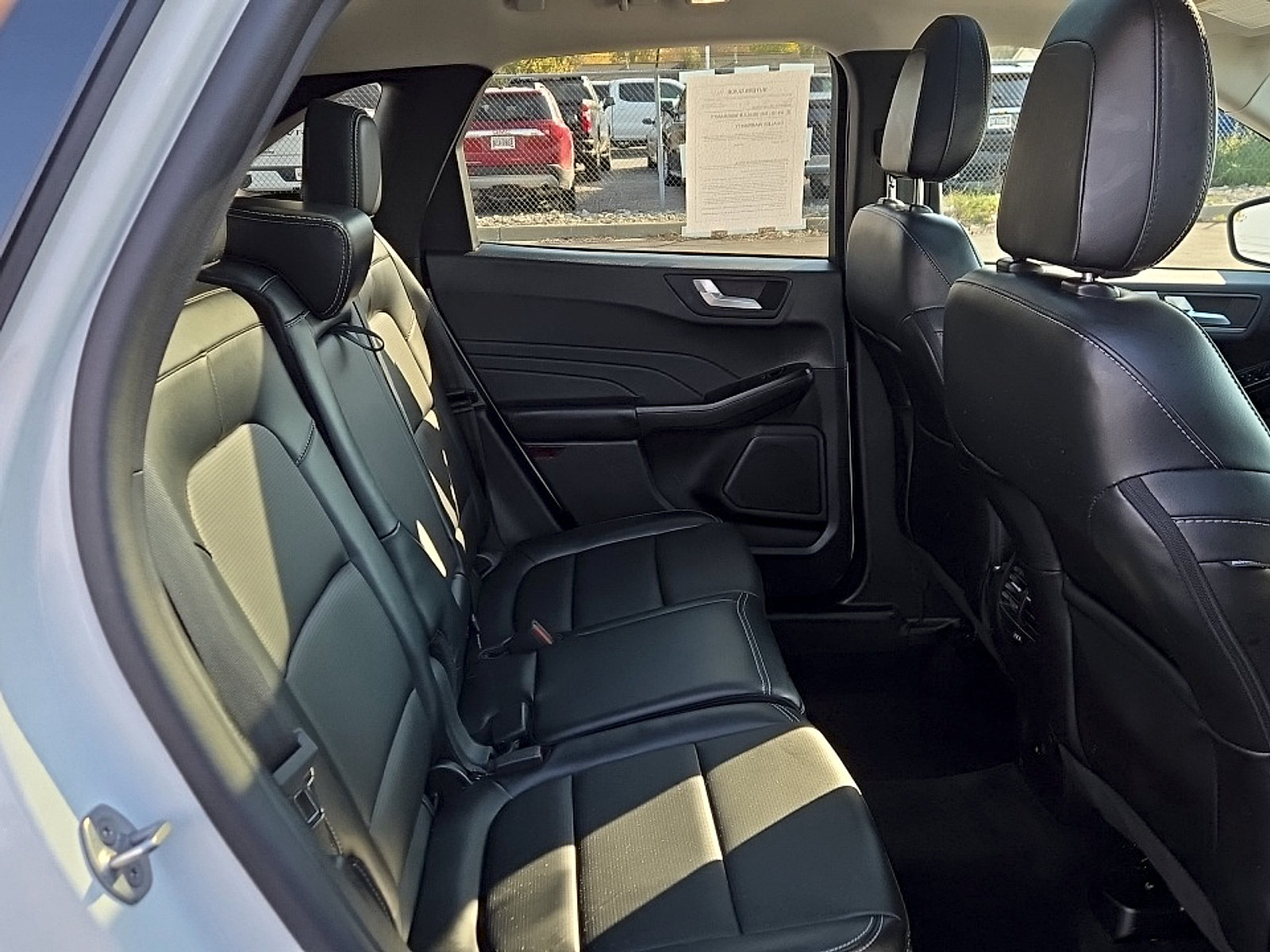 Used 2023 Ford Escape Platinum AWD/4WD image 22