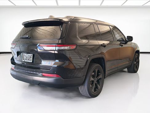 Used 2022 Jeep Grand Cherokee L Laredo AWD/4WD image 4