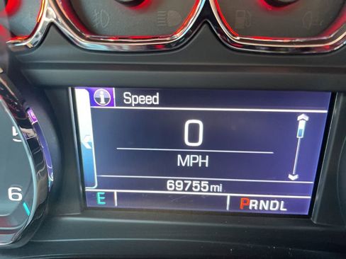 Used 2019 Chevrolet Silverado 1500 LT AWD/4WD image 16