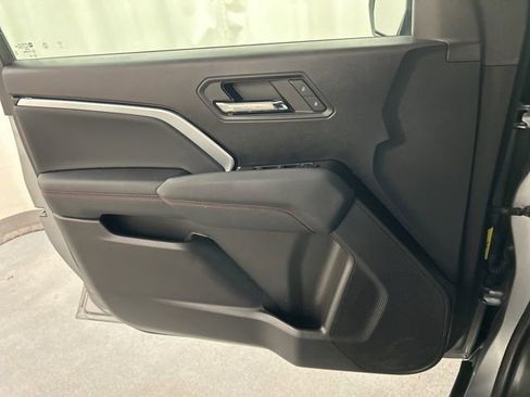 Used 2023 Chevrolet Colorado Z71 w/ Z71 Convenience Package 2 image 23