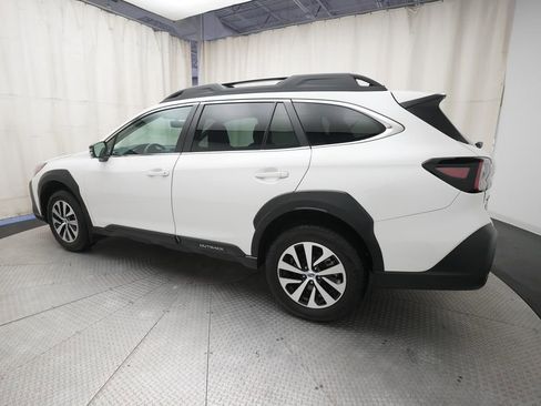 Used 2024 Subaru Outback Premium w/ Popular Package #1A AWD/4WD image 34