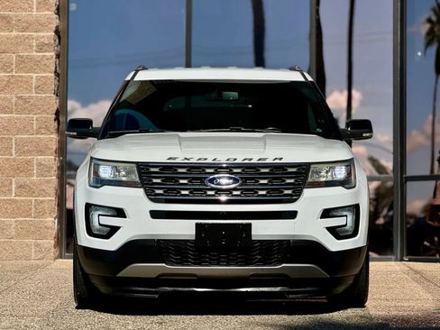 Used 2017 Ford Explorer XLT w/ Equipment Group 201A image 17