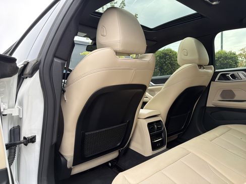 Used 2023 BMW i4 eDrive40 RWD image 22