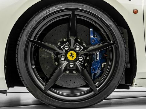 Used 2017 Ferrari 488 Spider RWD image 31