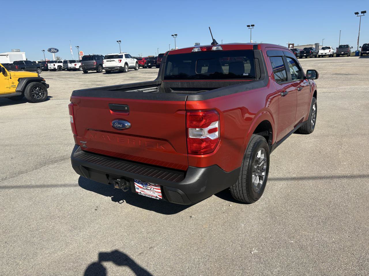 Used 2022 Ford Maverick XLT w/ XLT Luxury Package FWD image 3