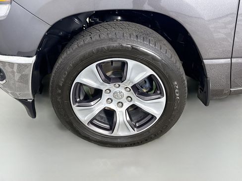 Used 2023 RAM 1500 Laramie AWD/4WD image 38