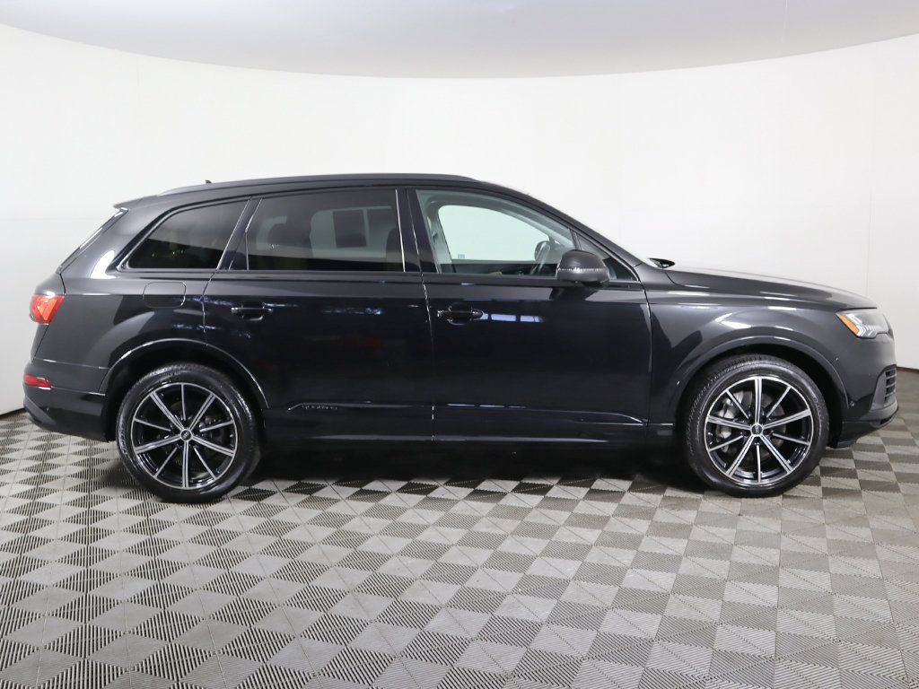 Used 2023 Audi Q7 3.0T Premium Plus w/ Premium Plus Package AWD/4WD image 22
