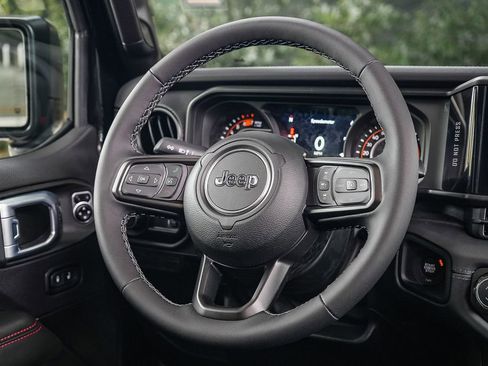 New 2026 Jeep Wrangler Unlimited Rubicon image 14