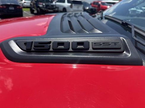 Used 2025 RAM 1500 Rebel AWD/4WD image 12