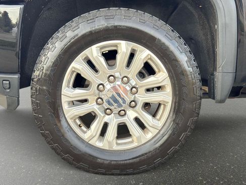 Used 2022 GMC Sierra 2500 Denali image 8