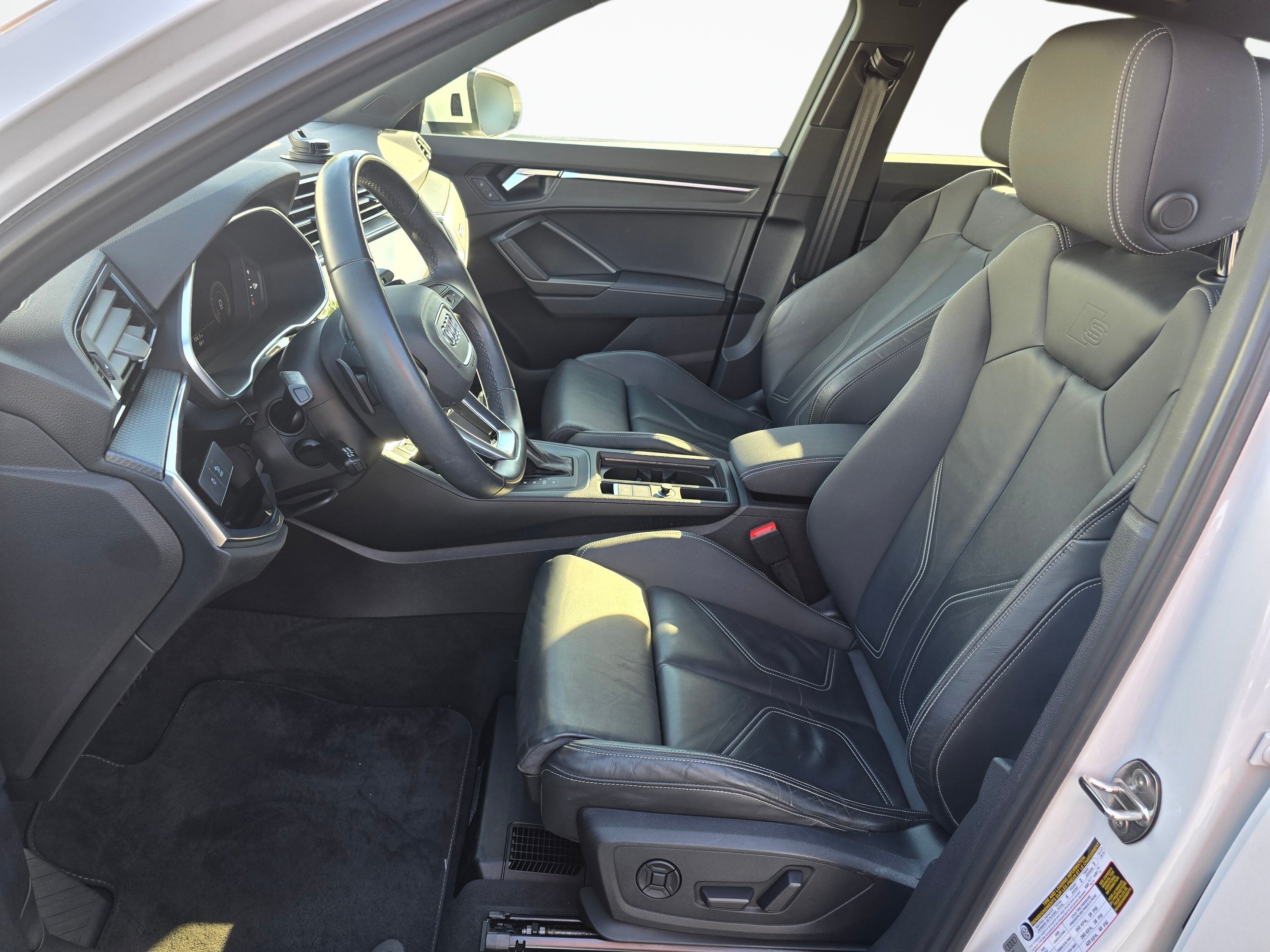 Used 2023 Audi Q3 2.0T Premium Plus w/ Premium Plus Package AWD/4WD image 12