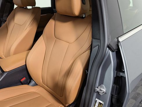 Used 2024 BMW i4 eDrive35 w/ Premium Package RWD image 21