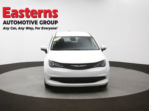 Used 2023 Chrysler Voyager LX FWD image 52