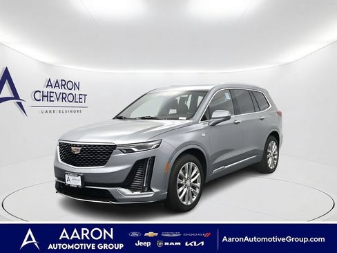 Used 2023 Cadillac XT6 Premium Luxury FWD image 1