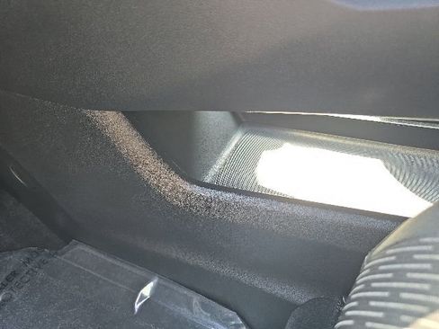 Certified 2026 Chevrolet Equinox LT AWD/4WD image 11