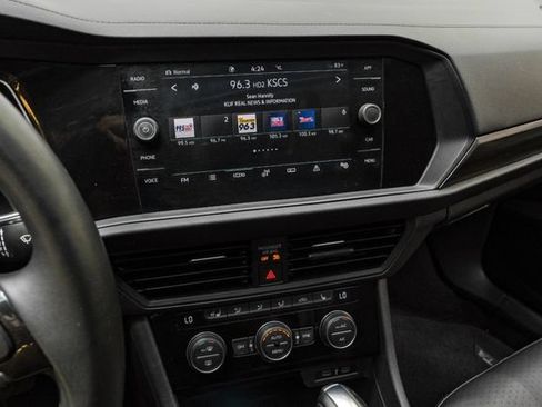 Used 2021 Volkswagen Jetta SEL FWD image 37