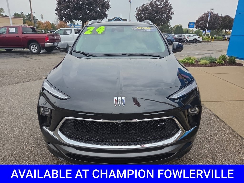 Used 2024 Buick Encore GX Sport Touring w/ Advanced Technology Package AWD/4WD image 9
